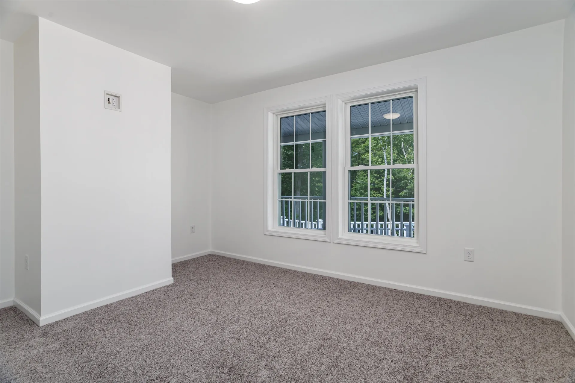 54 Deacons Lane Troy NH 03465