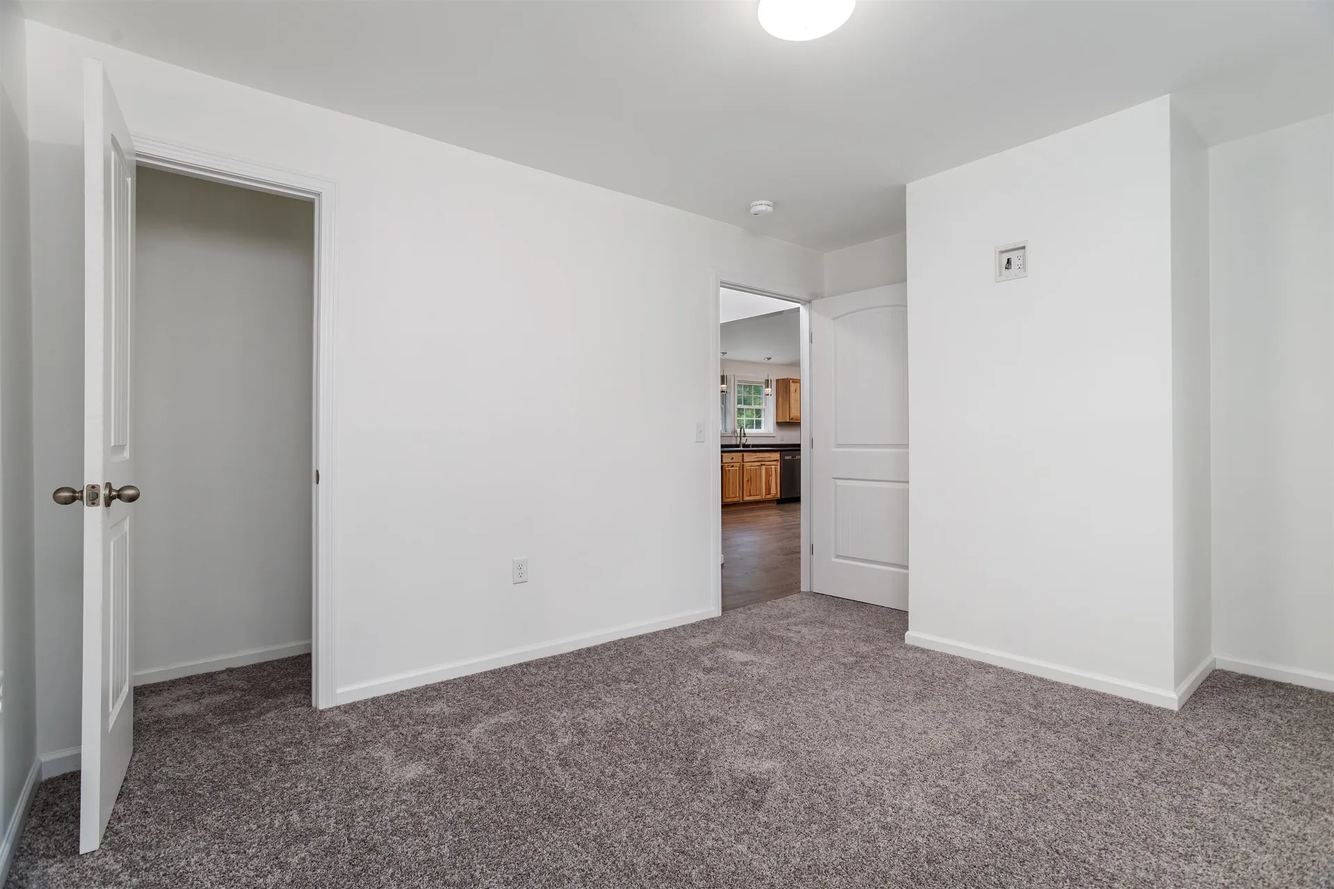 54 Deacons Lane Troy NH 03465