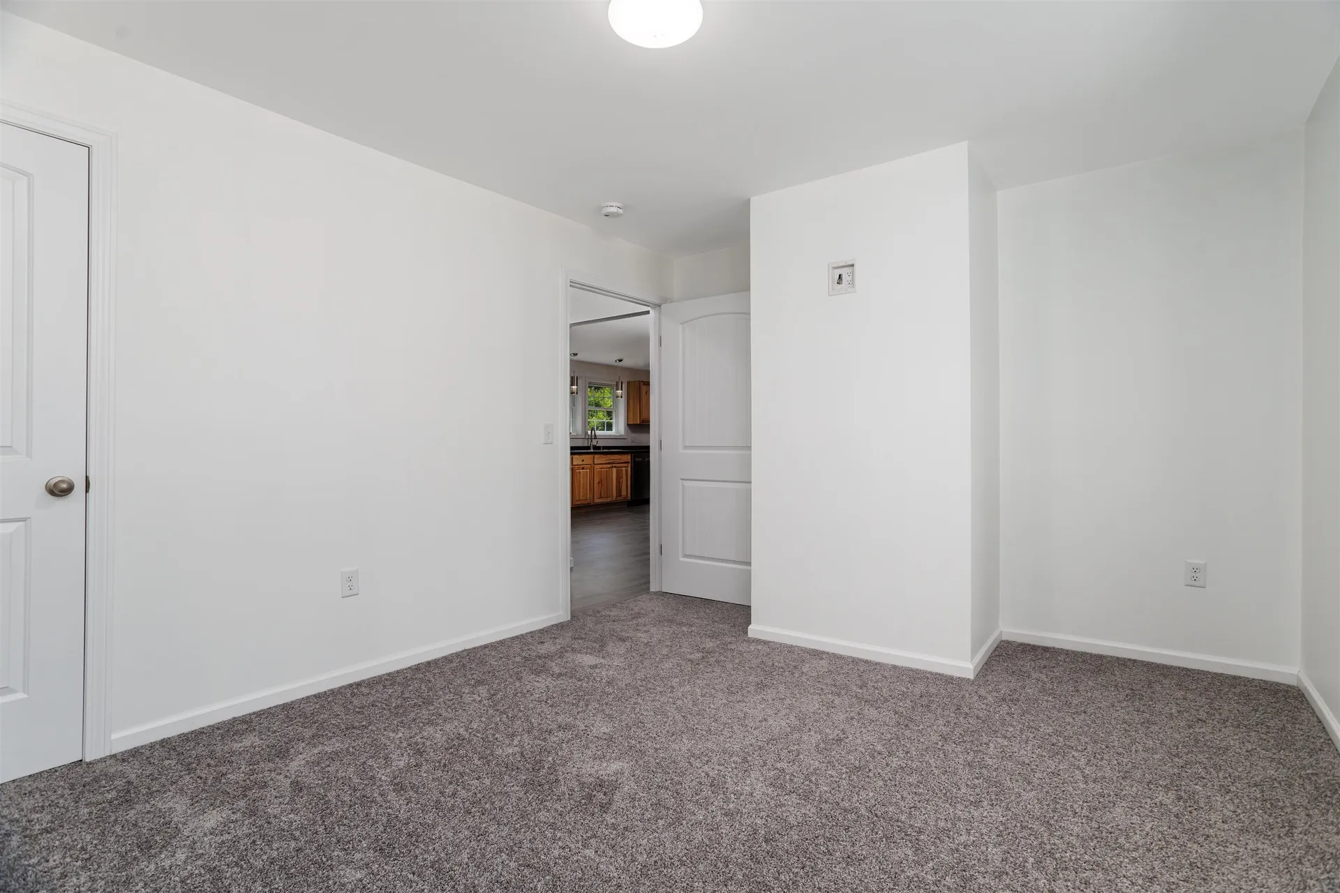 54 Deacons Lane Troy NH 03465