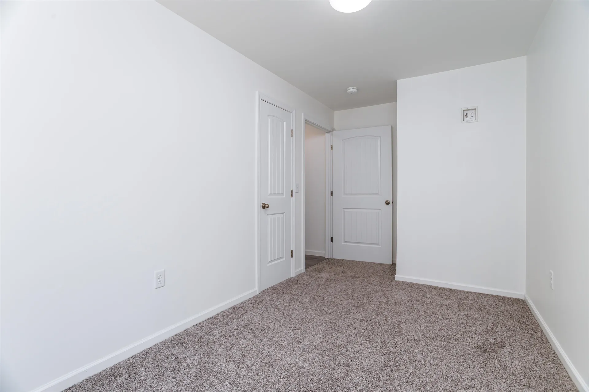 54 Deacons Lane Troy NH 03465
