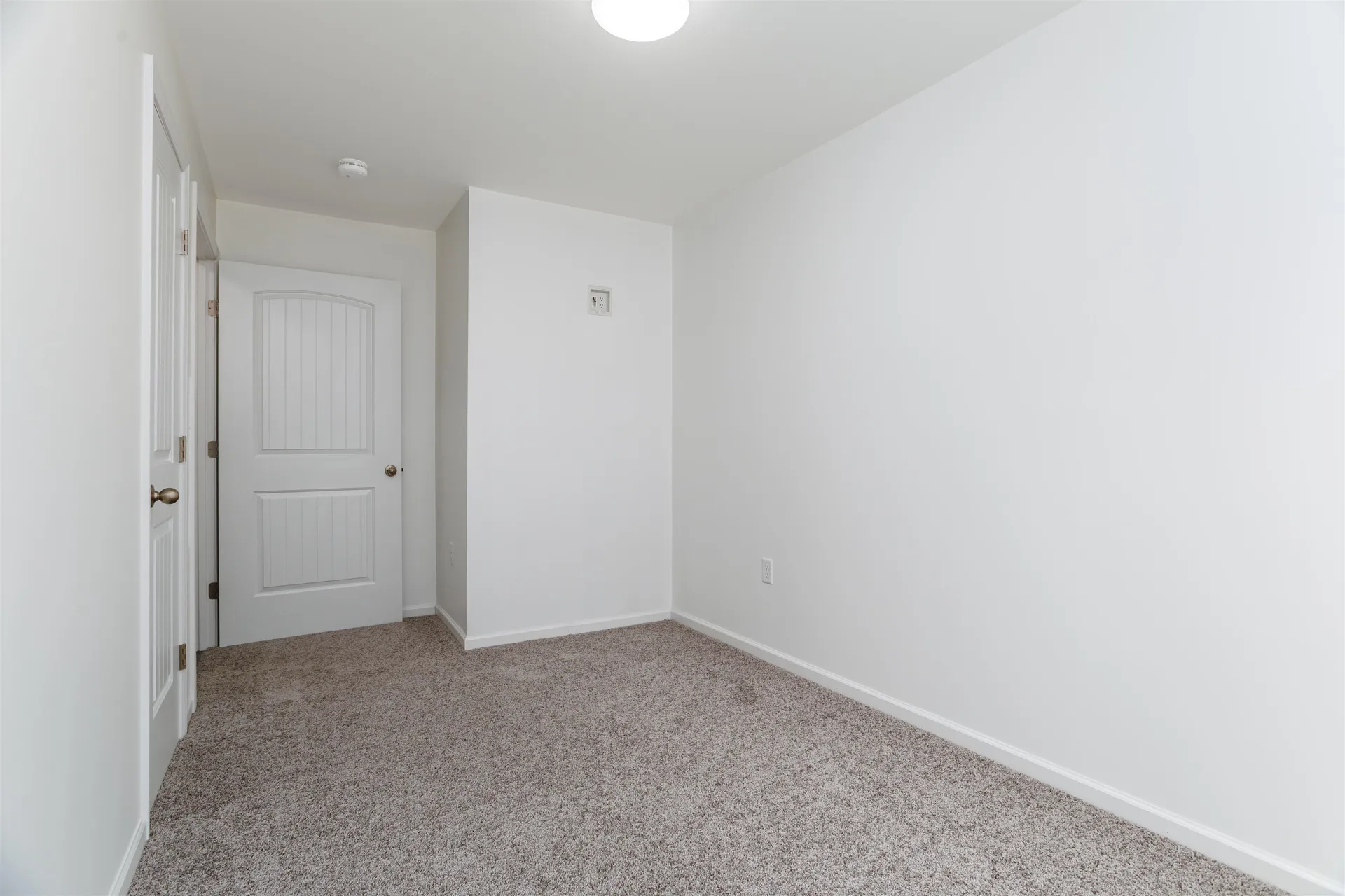 54 Deacons Lane Troy NH 03465
