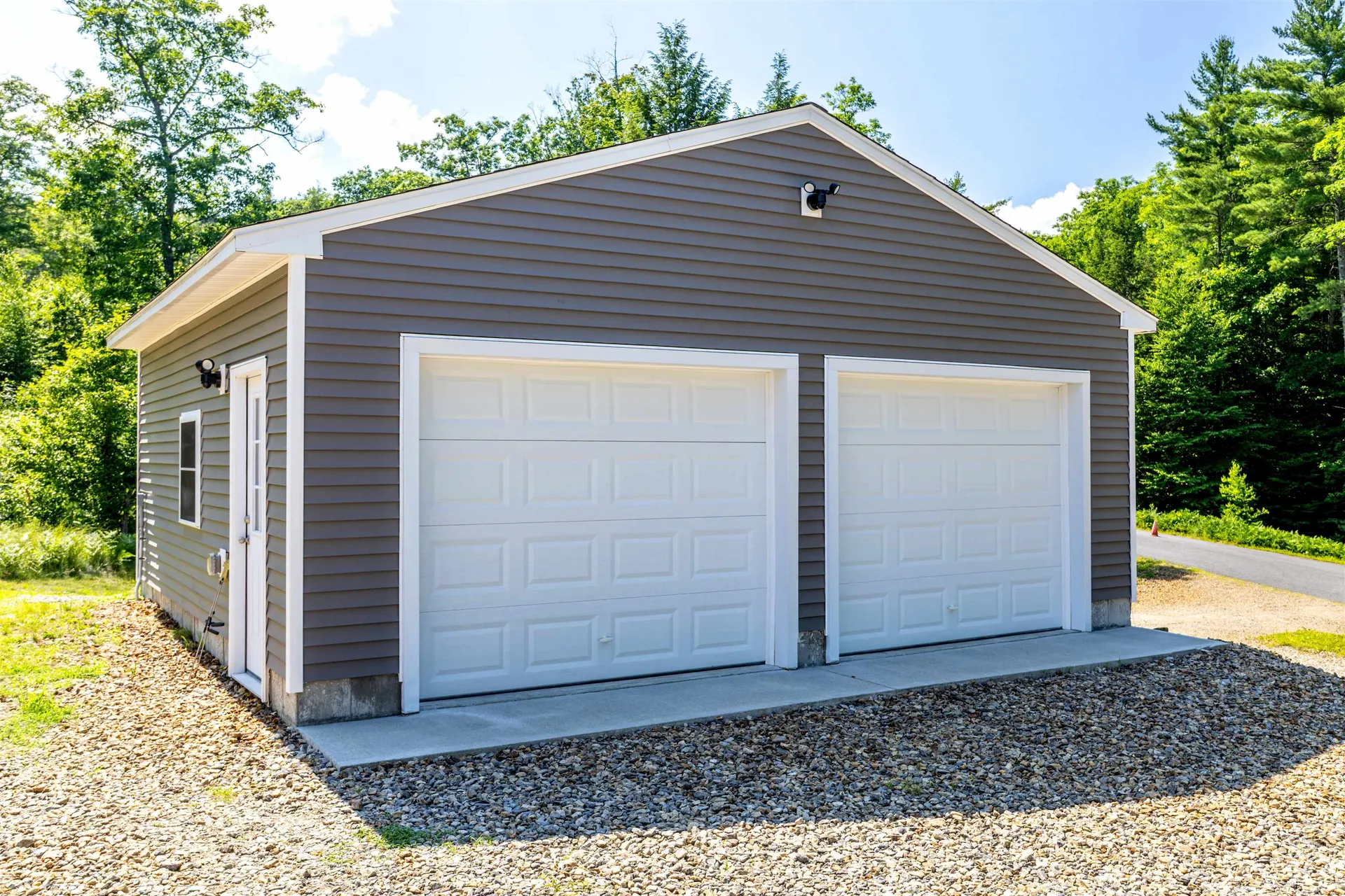 54 Deacons Lane Troy NH 03465