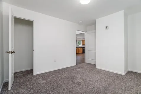 54 Deacons Lane Troy NH 03465