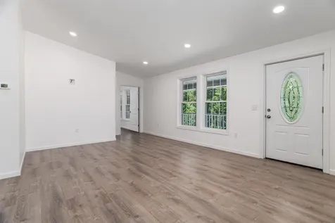 54 Deacons Lane Troy NH 03465