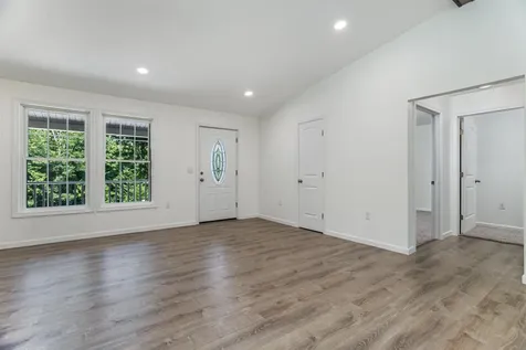54 Deacons Lane Troy NH 03465