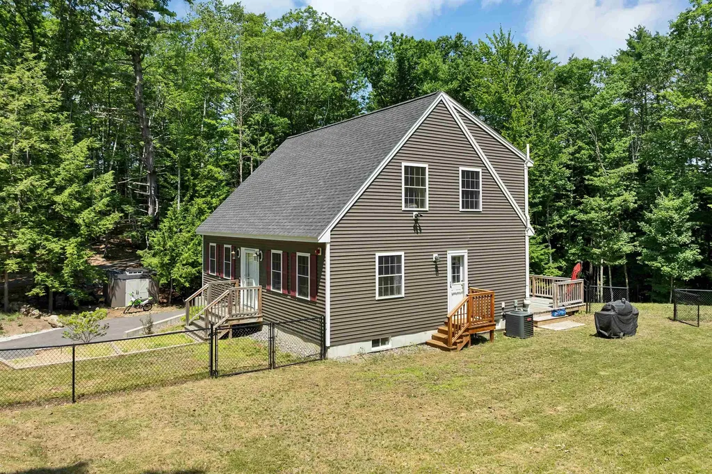 91 Horne Road Belmont NH 03220