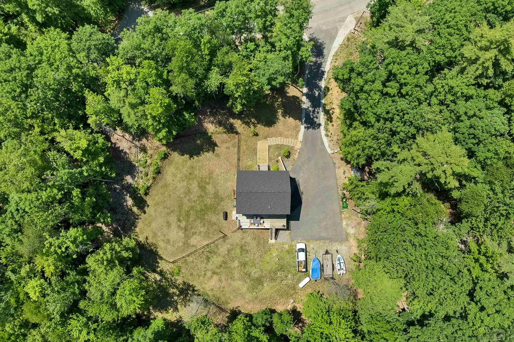 91 Horne Road Belmont NH 03220