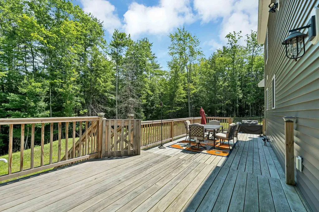 91 Horne Road Belmont NH 03220