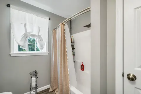 91 Horne Road Belmont NH 03220