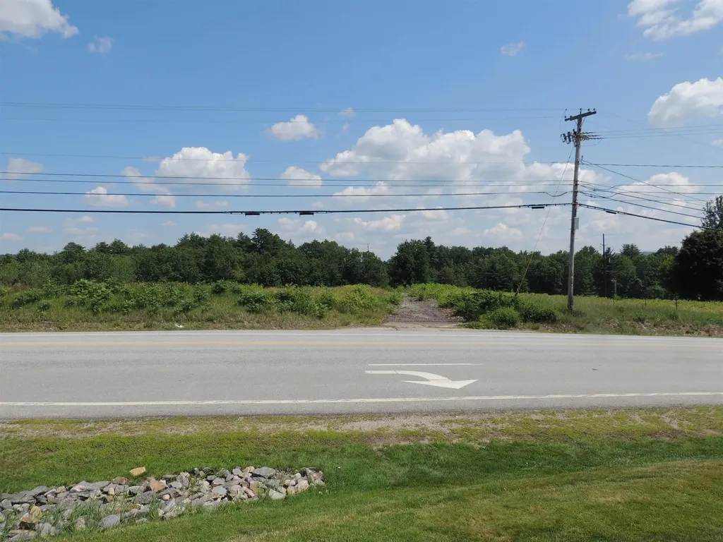 355 Laconia Road Tilton NH 03276