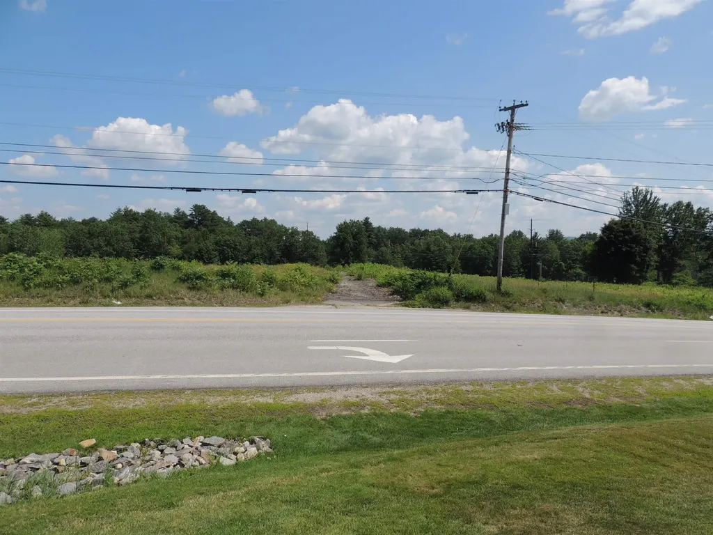 355 Laconia Road Tilton NH 03276
