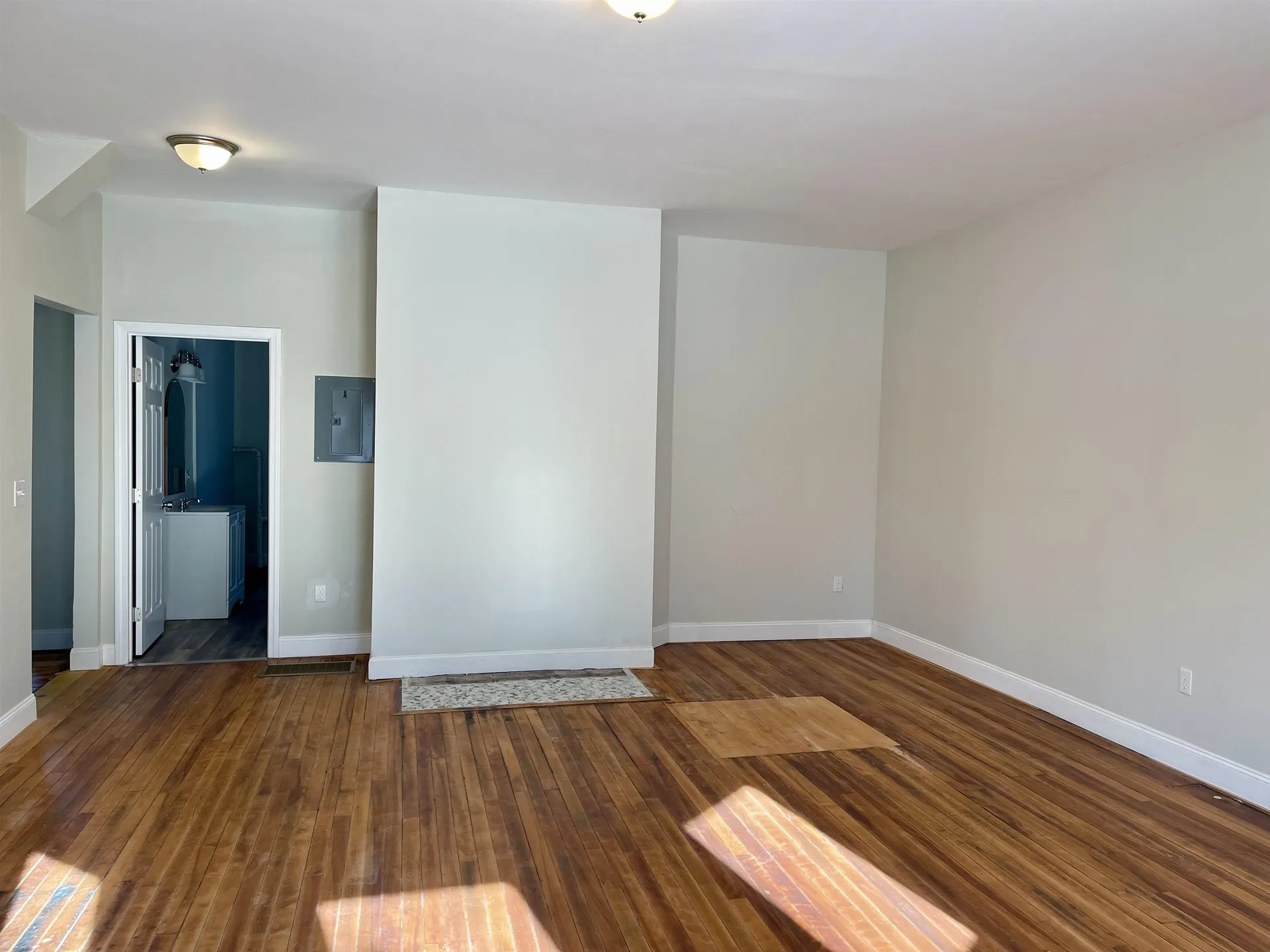 90 Pleasant Street Franklin NH 03235
