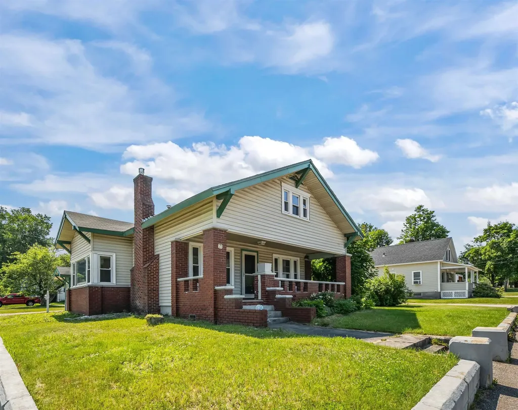 77 Highland Street Laconia NH 03246