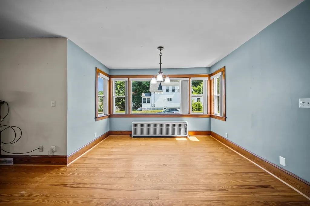 77 Highland Street Laconia NH 03246