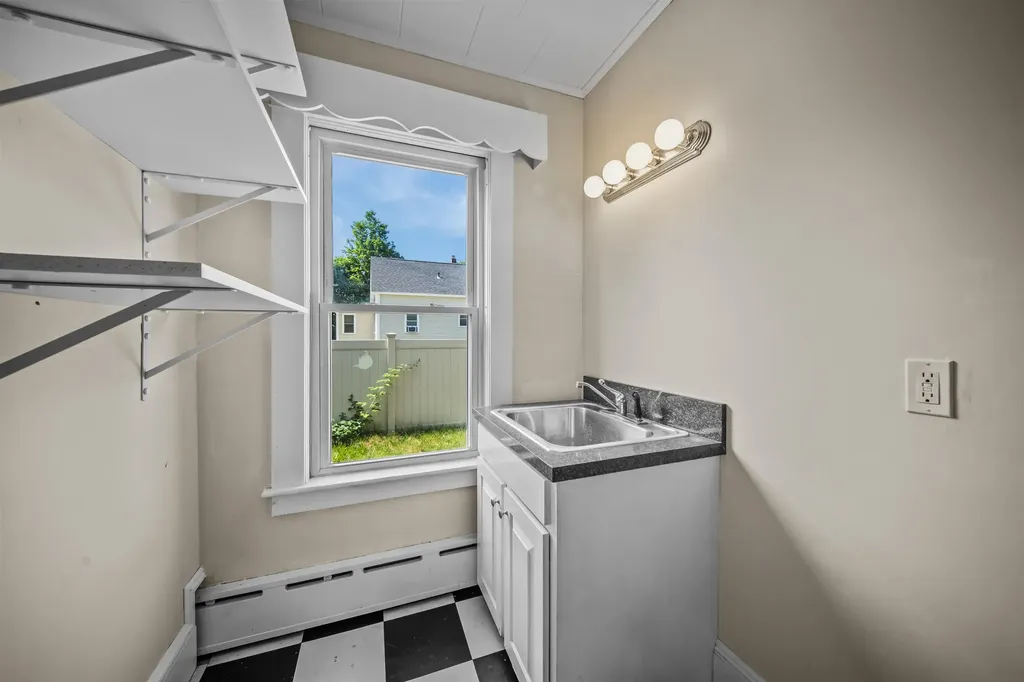 77 Highland Street Laconia NH 03246