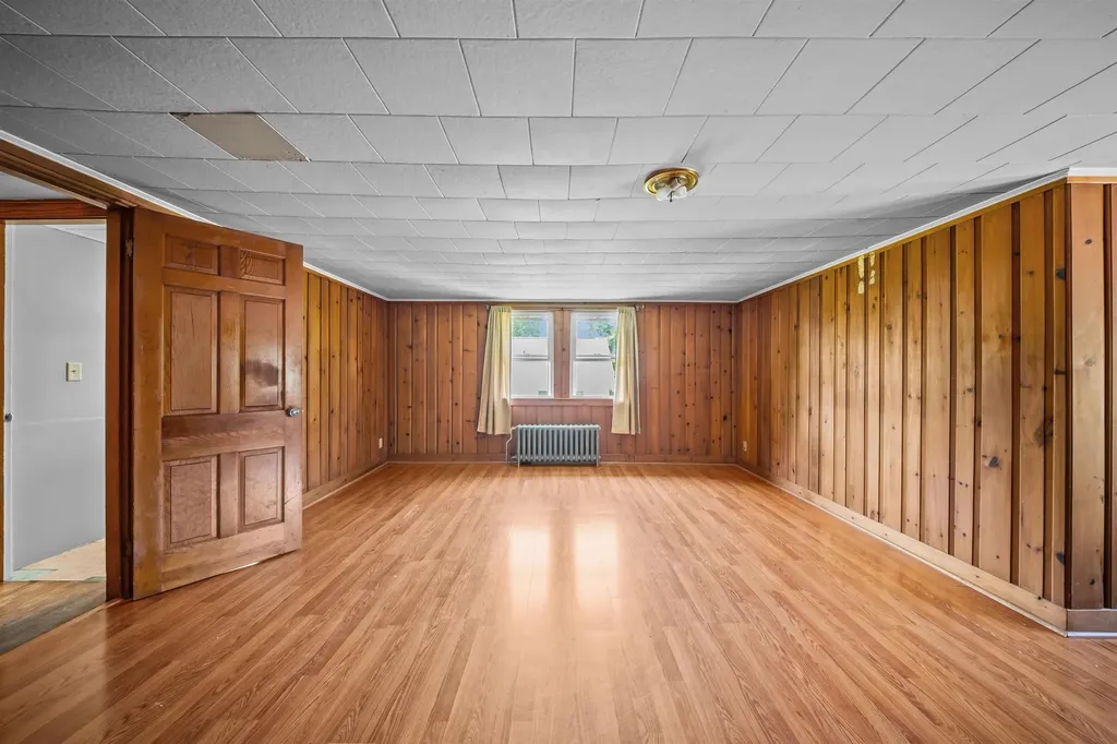 77 Highland Street Laconia NH 03246