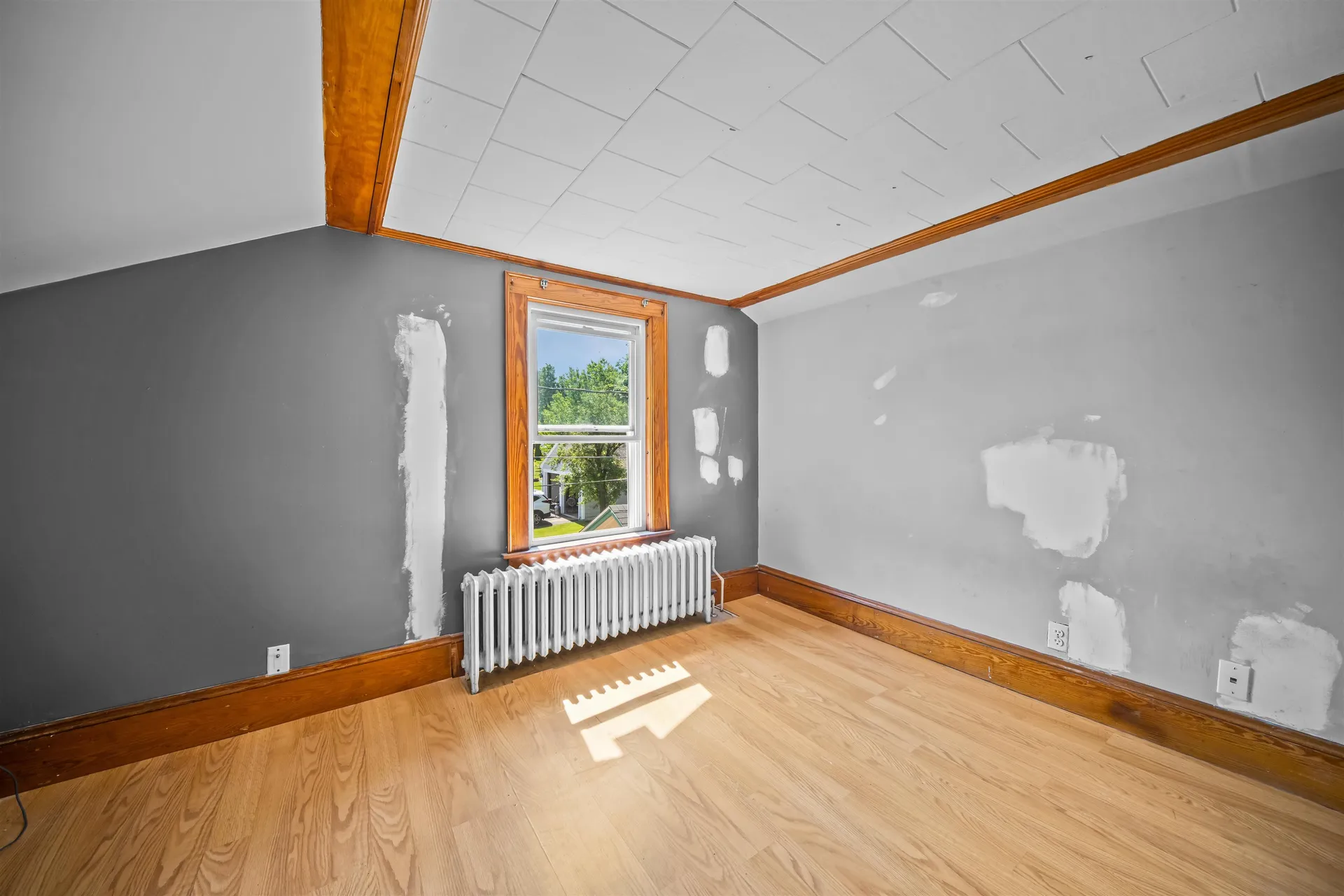 77 Highland Street Laconia NH 03246