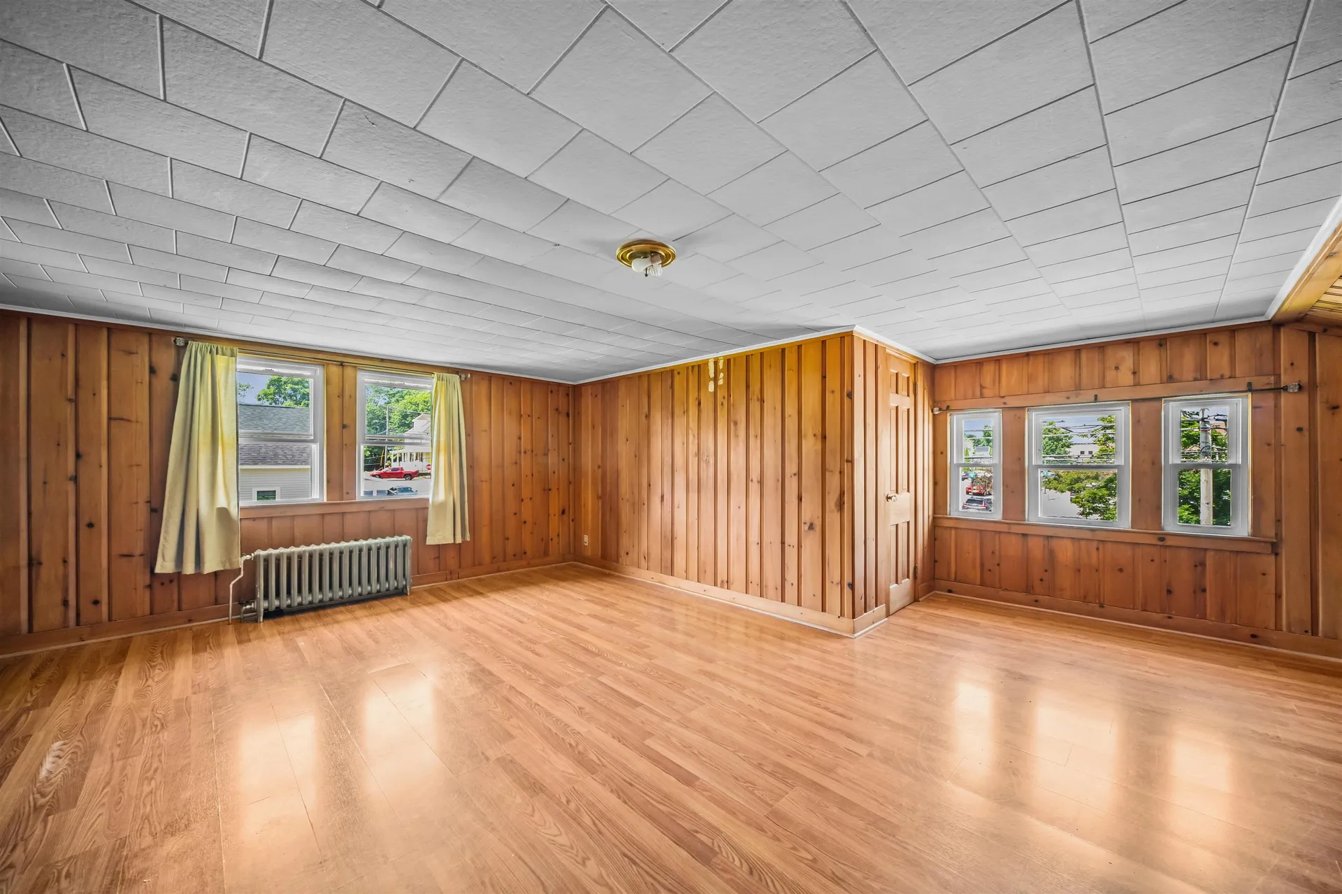 77 Highland Street Laconia NH 03246