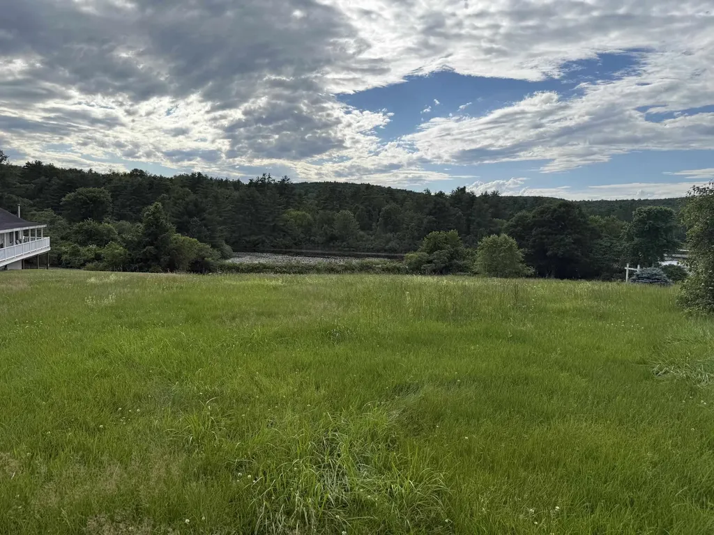 825 North Street Wells VT 05774