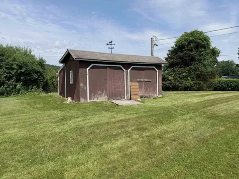 825 North Street Wells VT 05774