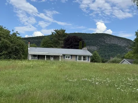 825 North Street Wells VT 05774
