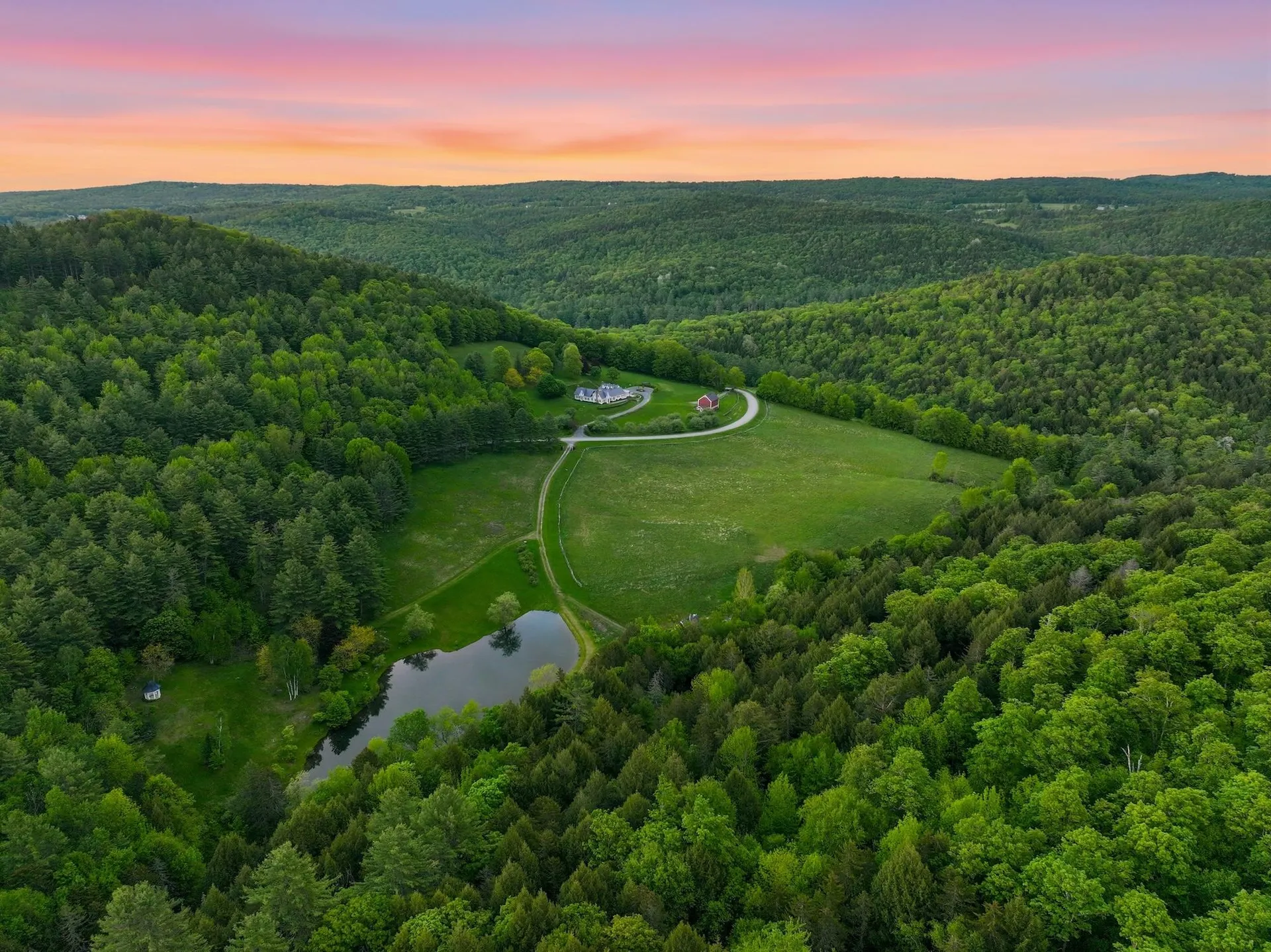 3147 Mount Hunger Road Barnard VT 05091