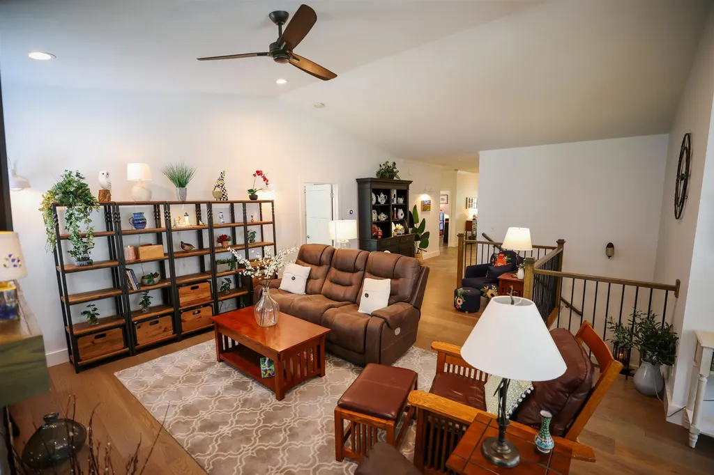 25 Jen Barry Lane Colchester VT 05446