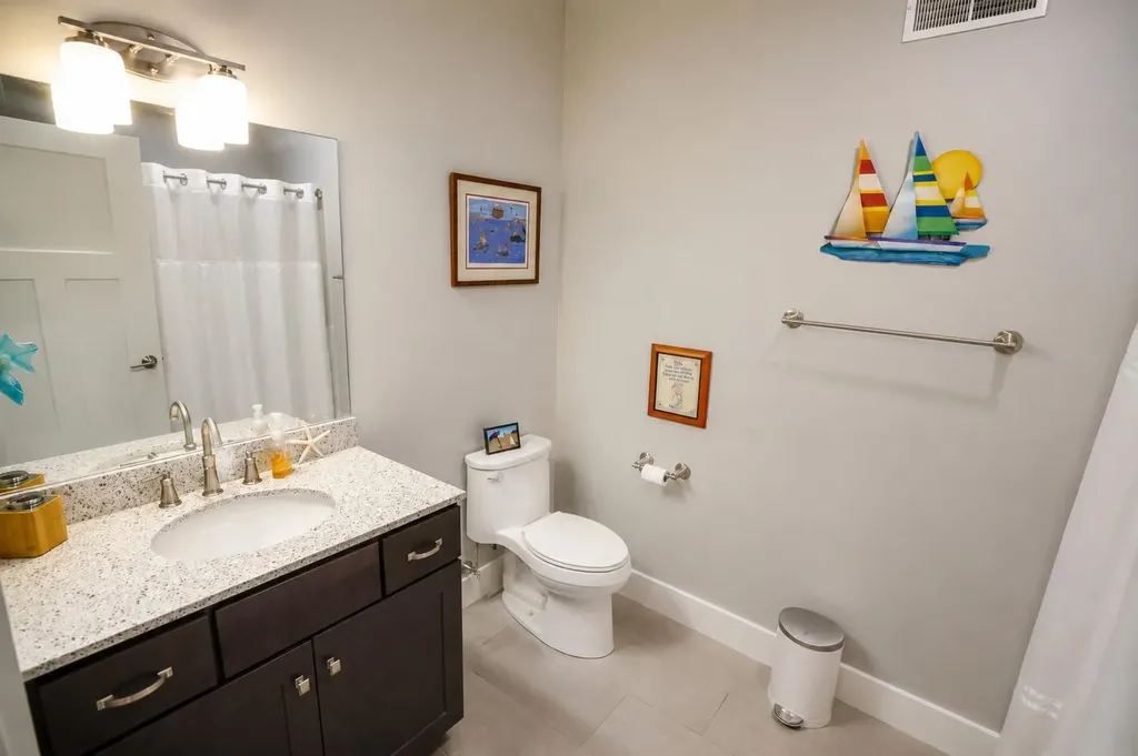 25 Jen Barry Lane Colchester VT 05446
