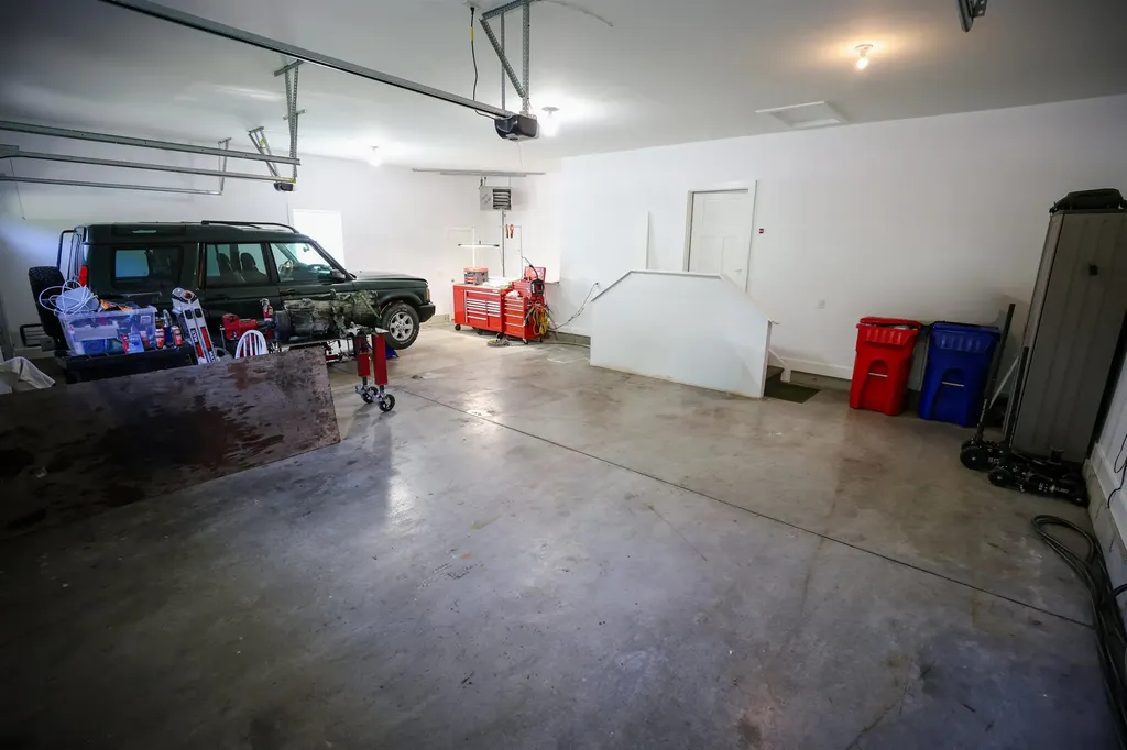 25 Jen Barry Lane Colchester VT 05446