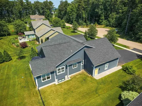 25 Jen Barry Lane Colchester VT 05446