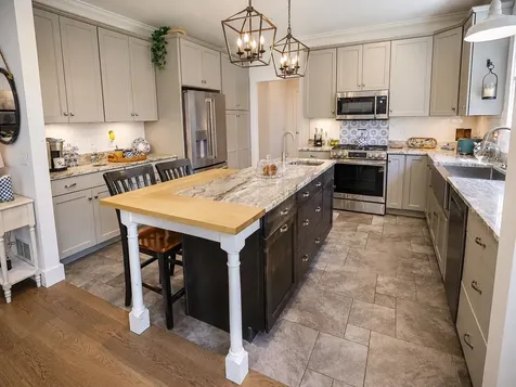 25 Jen Barry Lane Colchester VT 05446