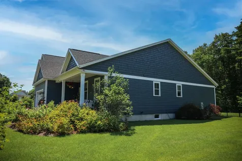 25 Jen Barry Lane Colchester VT 05446