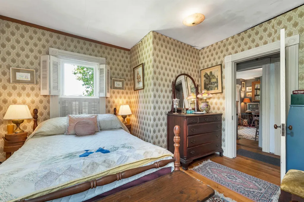 23 Park Street Whitefield NH 03598