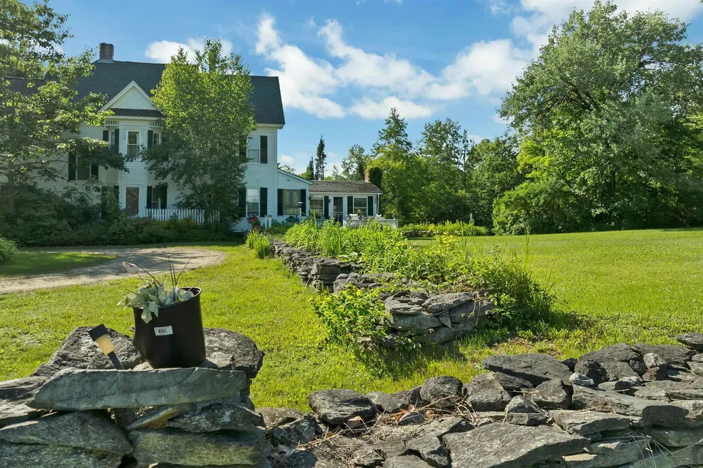 23 Park Street Whitefield NH 03598