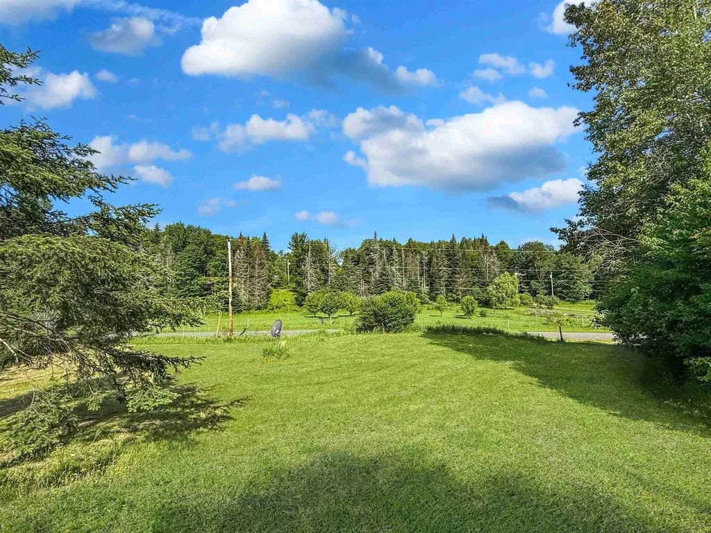 55 Meadow View Drive Pittsburg NH 03592