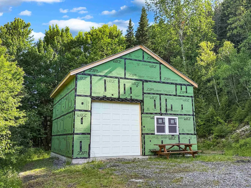 55 Meadow View Drive Pittsburg NH 03592