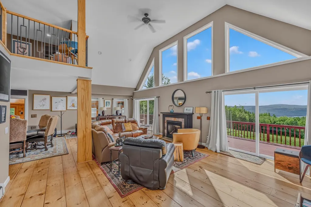 1562 Broomstick Hill Road Littleton NH 03561