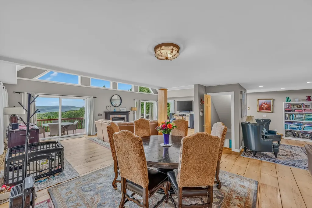 1562 Broomstick Hill Road Littleton NH 03561