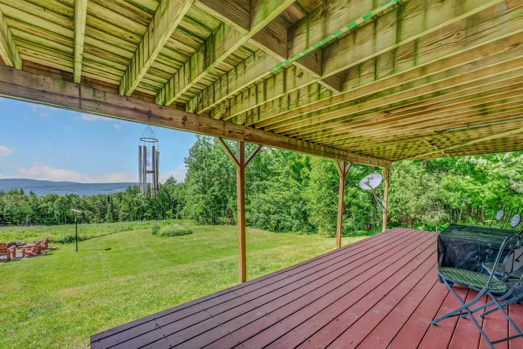 1562 Broomstick Hill Road Littleton NH 03561