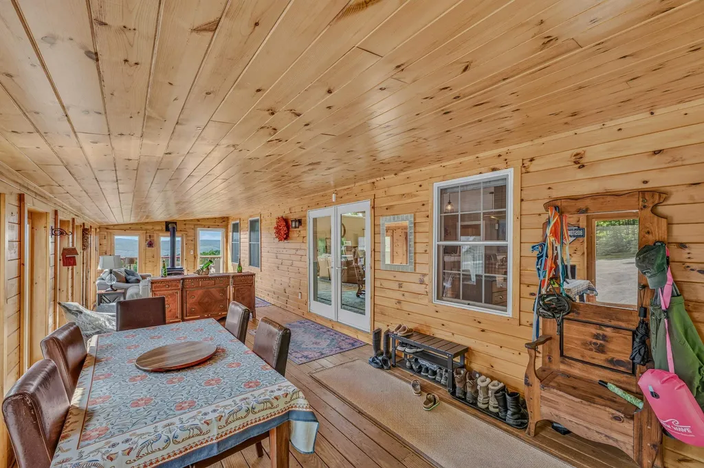1562 Broomstick Hill Road Littleton NH 03561