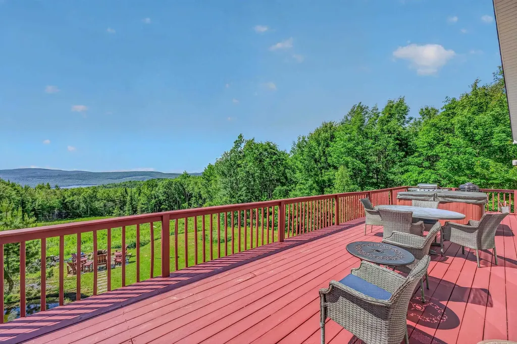 1562 Broomstick Hill Road Littleton NH 03561