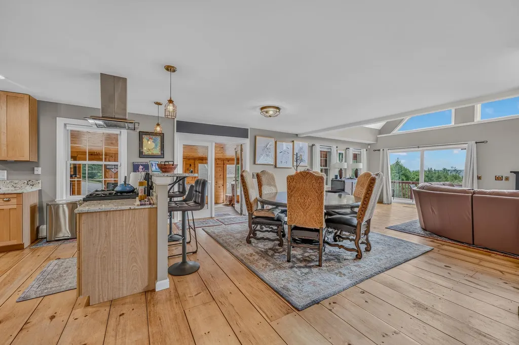 1562 Broomstick Hill Road Littleton NH 03561