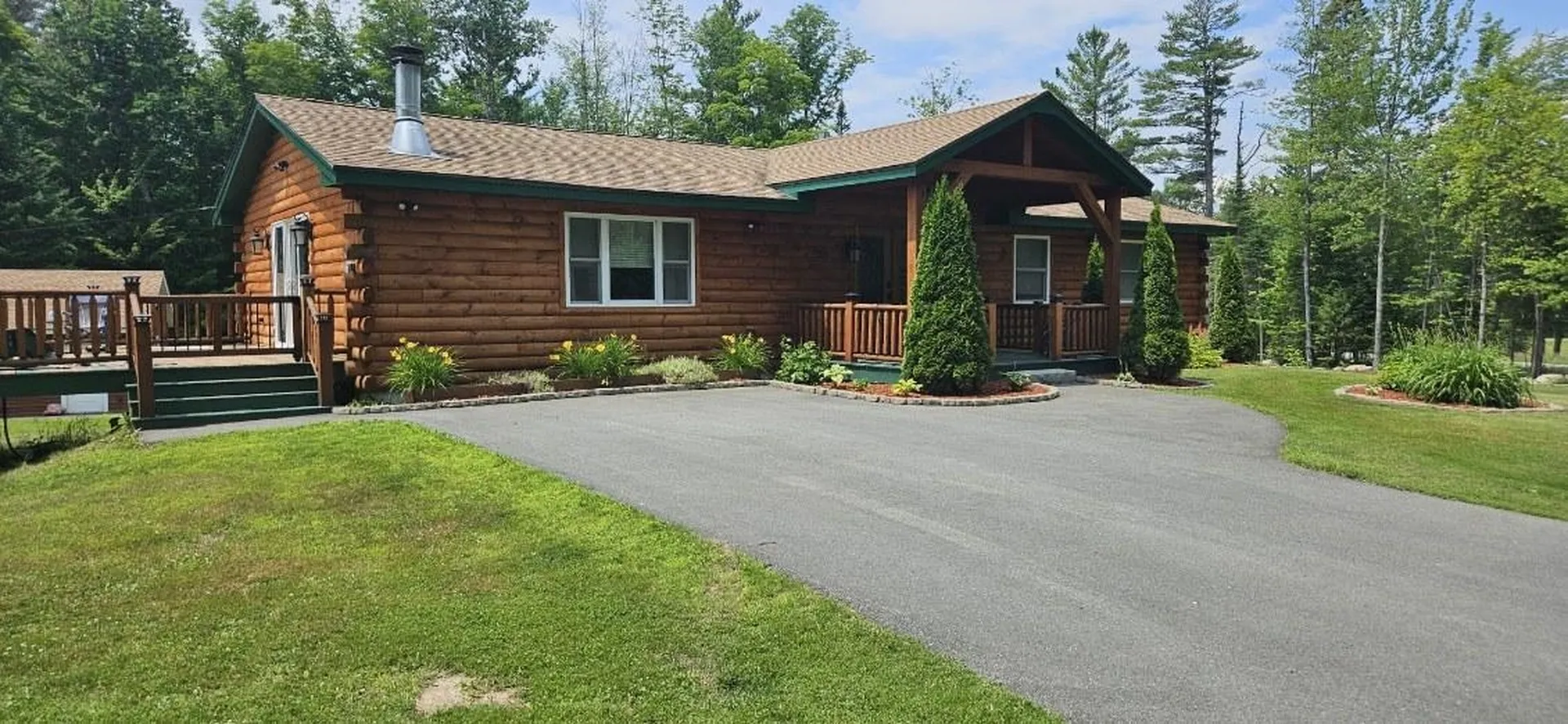 6 Woodthrush Acres Road Whitefield NH 03598