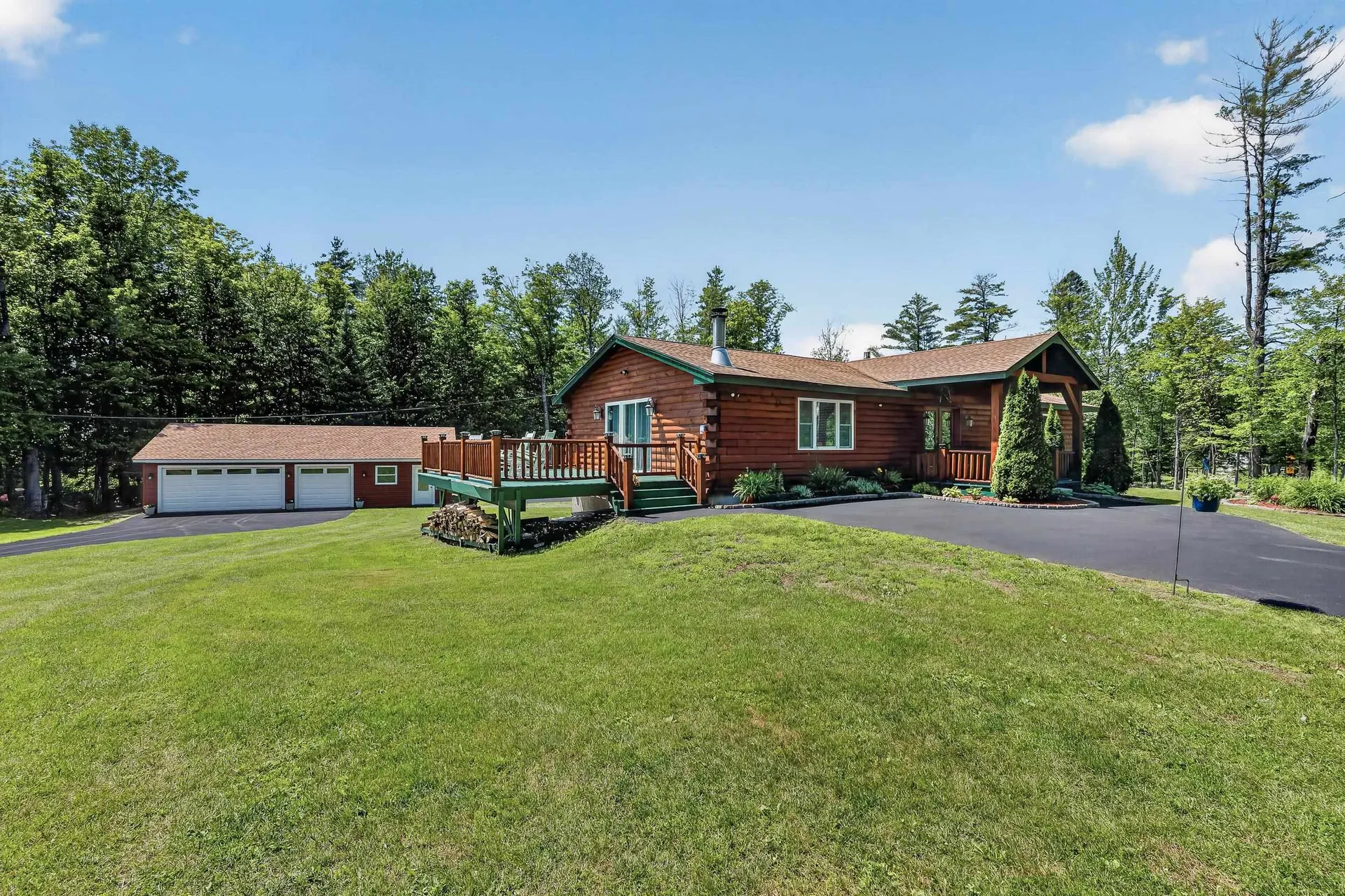 6 Woodthrush Acres Road Whitefield NH 03598