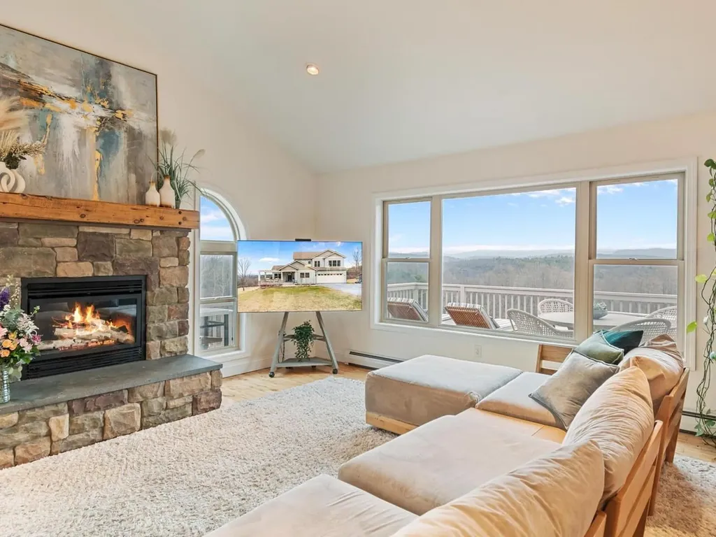 379 Breezy Hill Acres Monkton VT 05469