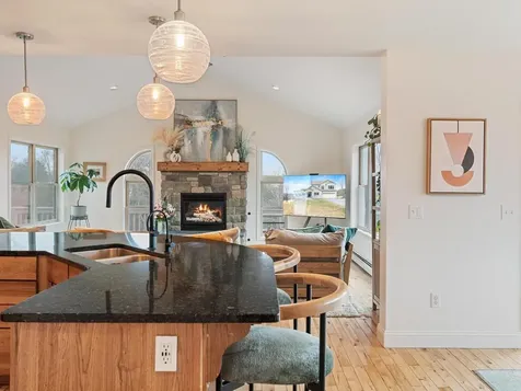 379 Breezy Hill Acres Monkton VT 05469