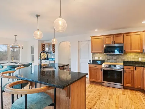 379 Breezy Hill Acres Monkton VT 05469