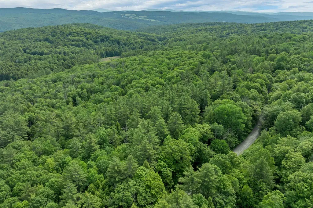 0 Safford Road Hartford VT 05059