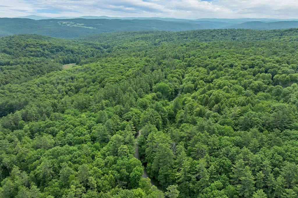 0 Safford Road Hartford VT 05059
