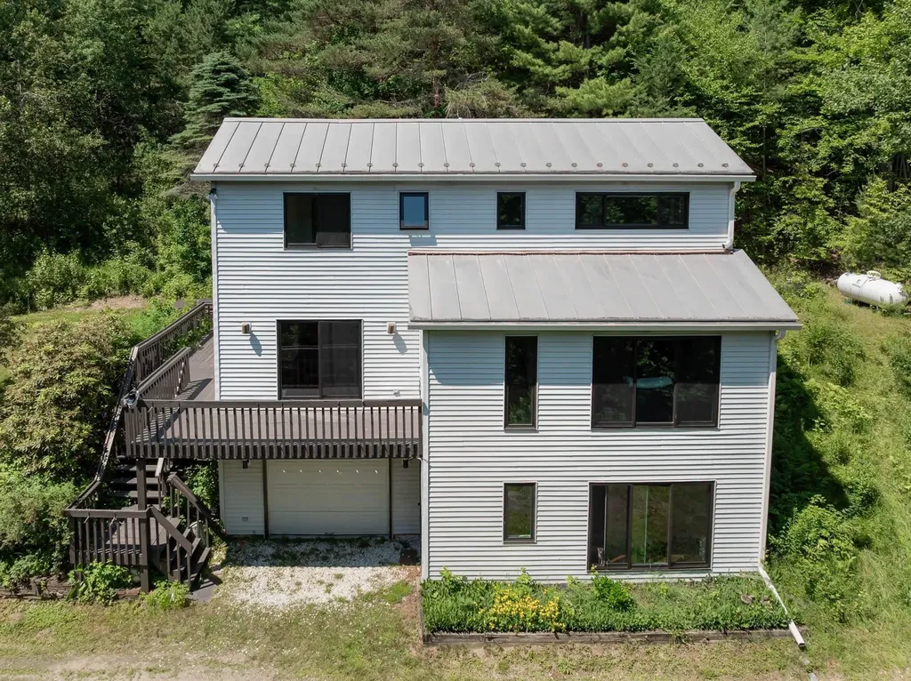 520 Dowsville Road Duxbury VT 05660